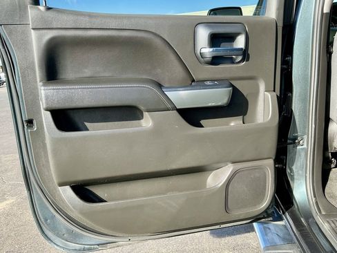 Used 2018 Chevrolet Silverado 1500 LT w/ All Star Edition image 31