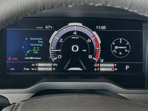 Used 2025 Toyota Tundra Limited image 29