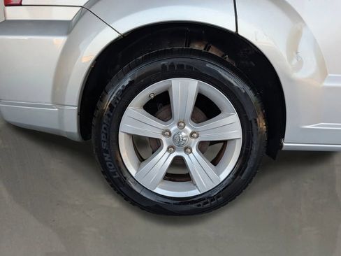 Used 2010 Dodge Caliber SXT FWD image 28