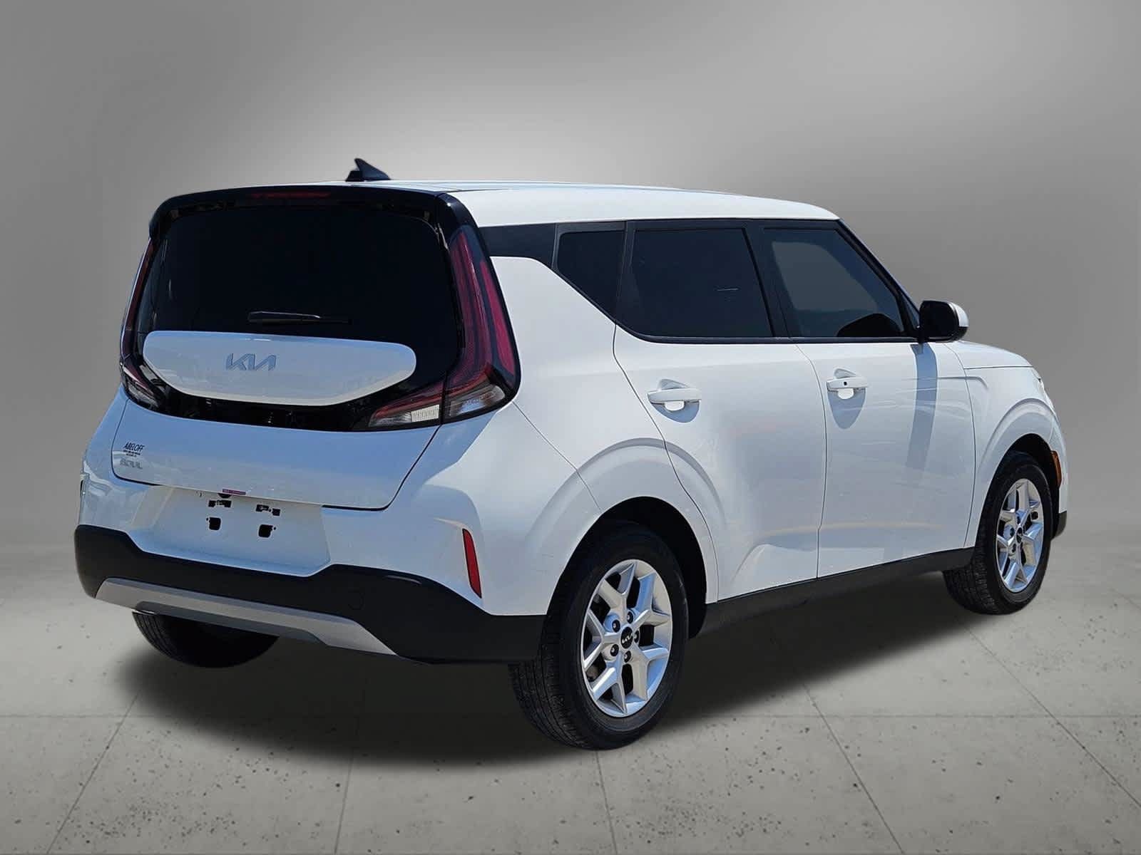 Certified 2023 Kia Soul S FWD image 6