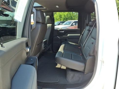 Used 2022 GMC Sierra 3500 Denali w/ Denali Ultimate Package AWD/4WD image 10