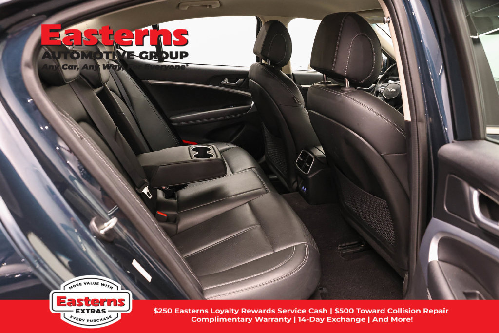 Used 2025 Genesis G70 2.5T RWD image 24