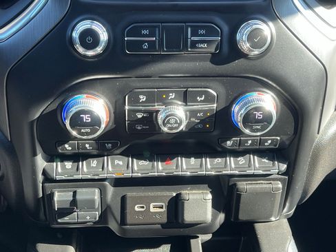 Used 2023 GMC Sierra 2500 Denali w/ Denali Black Diamond Edition image 34