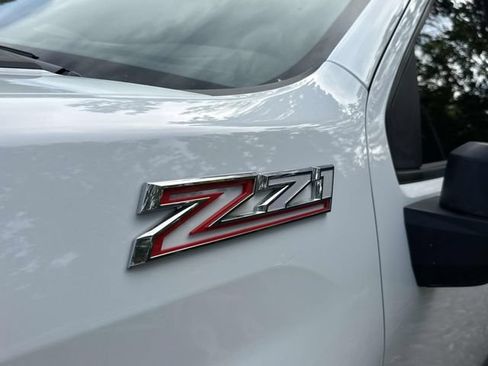Used 2025 Chevrolet Silverado 2500 LT AWD/4WD image 16