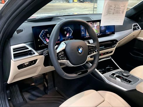 Used 2026 BMW 330i Sedan w/ Premium Package RWD image 17