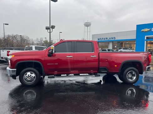 Used 2022 Chevrolet Silverado 3500 LTZ w/ LTZ Convenience Package image 2