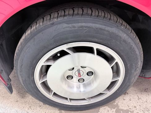 Used 1986 Chevrolet Corvette Convertible image 5