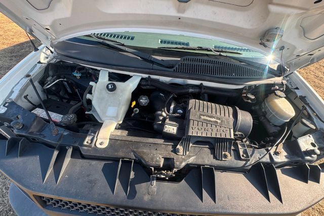 Used 2015 Chevrolet Express 2500 LS RWD image 10