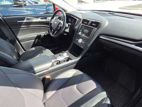 Used 2020 Ford Fusion Titanium image 2