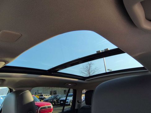 Used 2019 Buick Envision Essence w/ LPO, Interior Luxury Package image 19