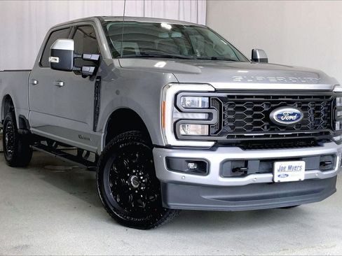 Used 2023 Ford F250 Lariat w/ Lariat Ultimate Package AWD/4WD image 1