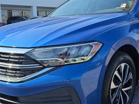 Certified 2023 Volkswagen Jetta S image 7