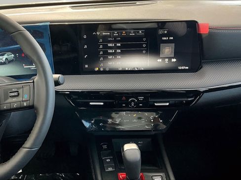 New 2026 Nissan Kicks SR w/ SR Premium Package AWD/4WD image 6