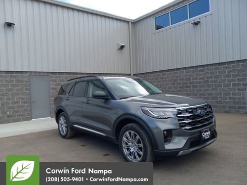 New 2025 Ford Explorer Active w/ Active Comfort Package image 1