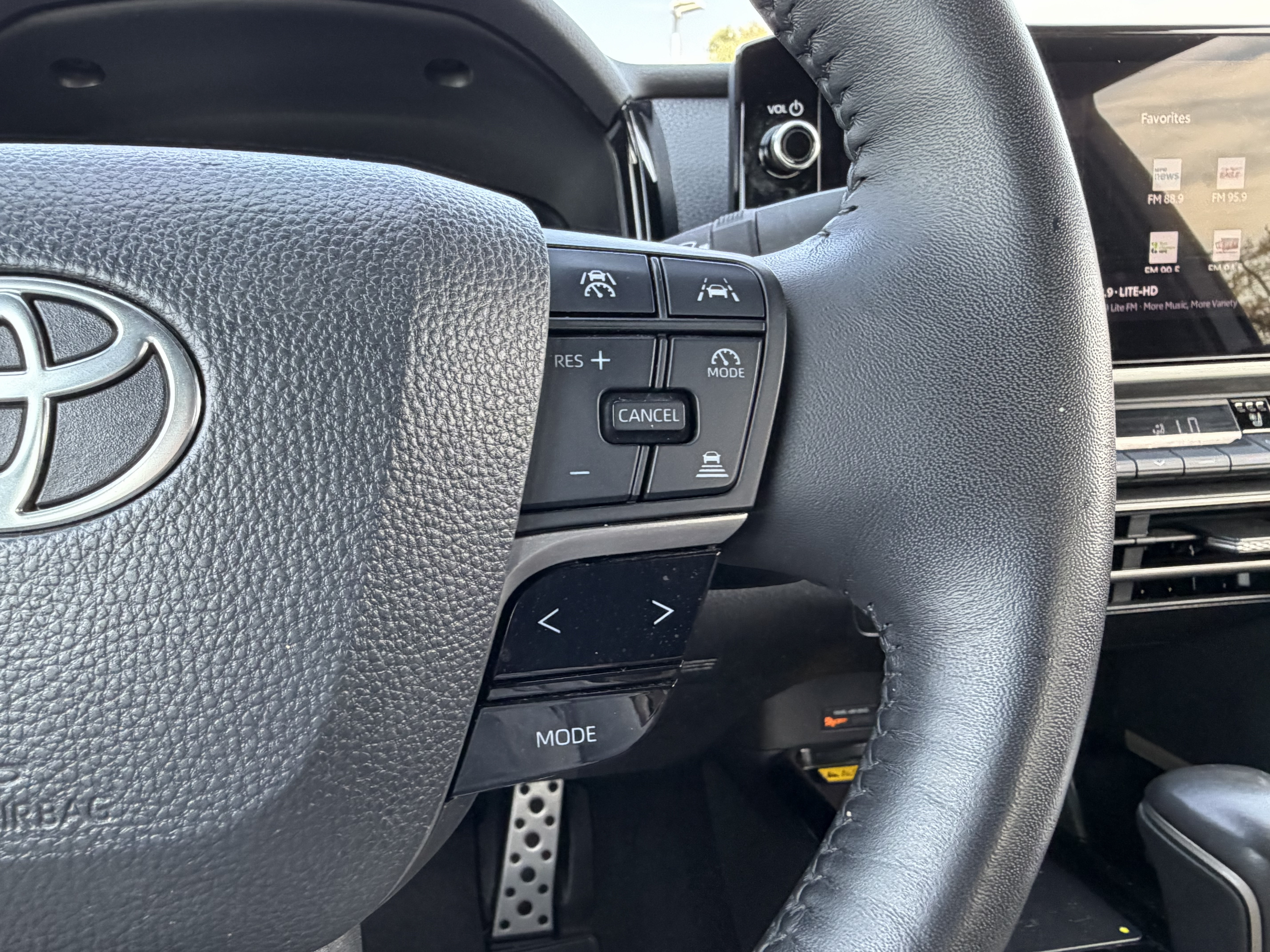 Certified 2025 Toyota Camry XSE w/ Premium Plus Package AWD/4WD image 27