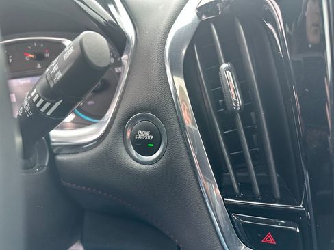 Certified 2023 Chevrolet Traverse RS w/ LPO, Floor Liner Package image 23