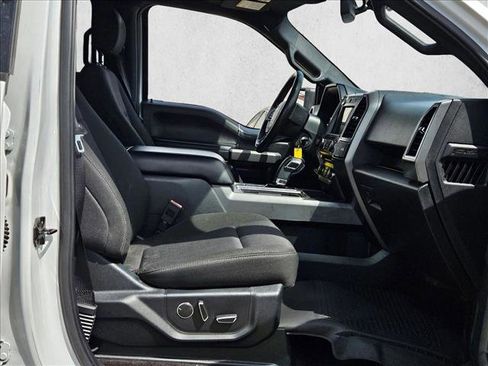 Used 2018 Ford F150 XLT w/ Equipment Group 302A Luxury image 17