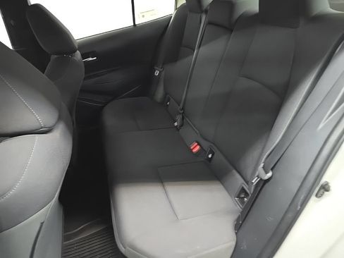 Used 2020 Toyota Corolla LE FWD image 31
