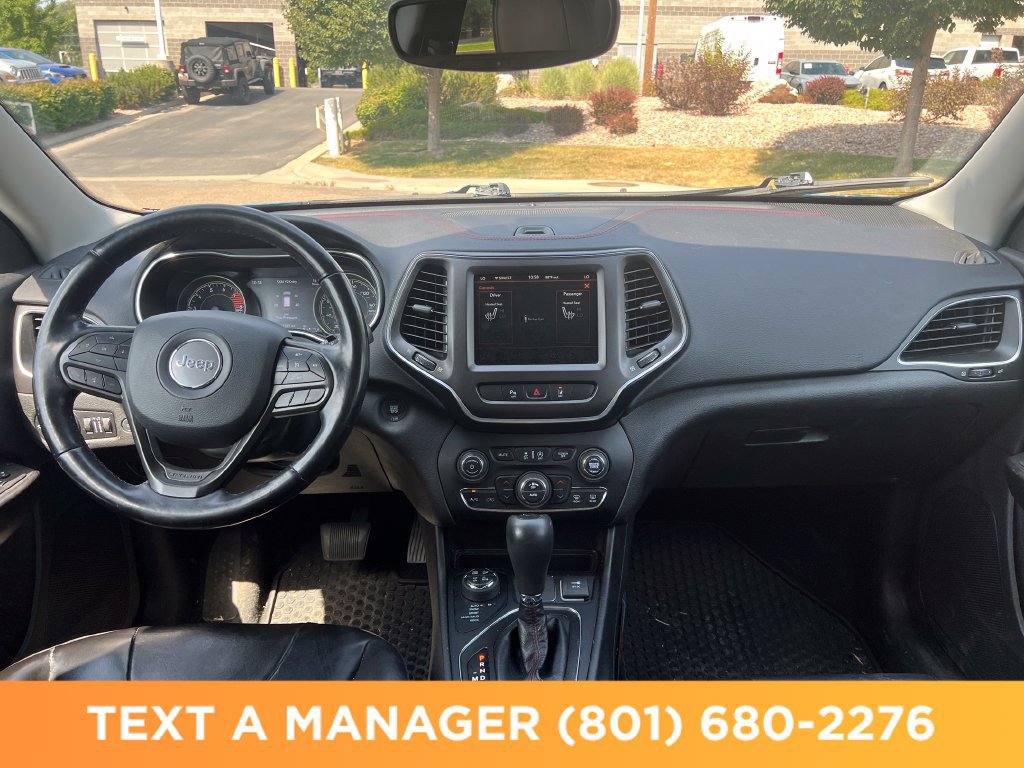 Used 2021 Jeep Cherokee Trailhawk w/ Comfort/Convenience Group AWD/4WD image 15