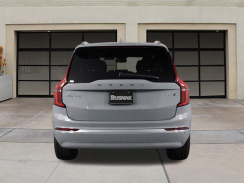 New 2025 Volvo XC90 B6 Ultra image 4