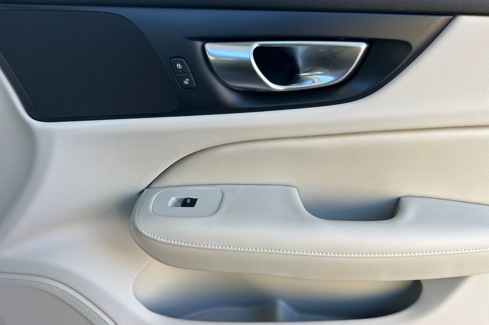 Certified 2023 Volvo S60 B5 Core w/ Climate Package FWD image 19