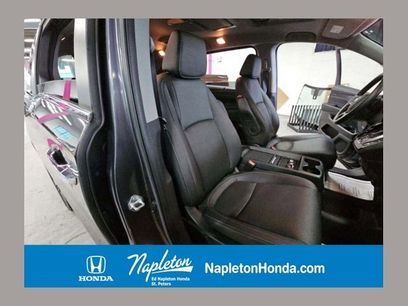 Used 2023 Honda Odyssey Touring
