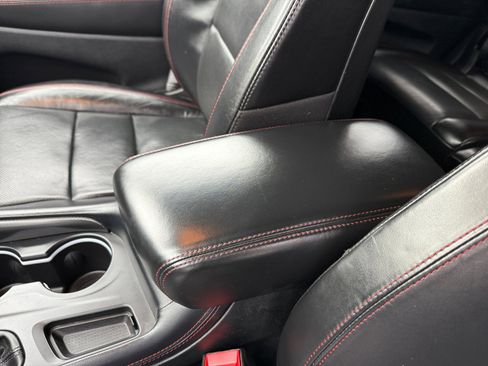 Used 2024 Dodge Durango GT image 14