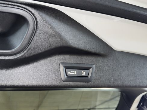 Used 2023 BMW X5 sDrive40i w/ Parking Assistance Package RWD image 19