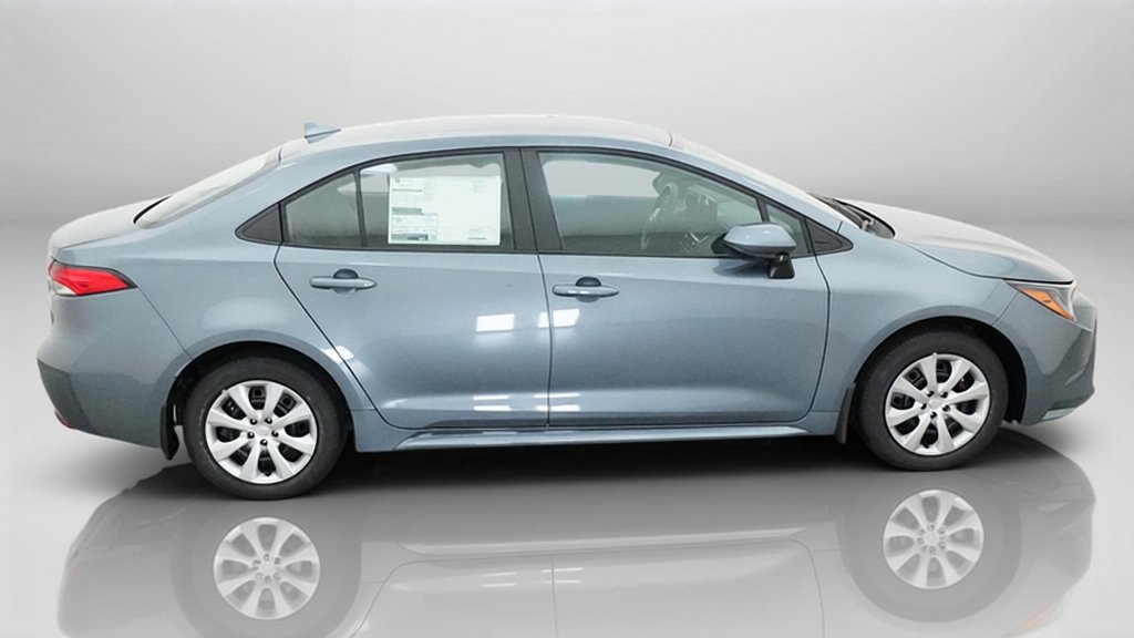 New 2027 Toyota Corolla LE FWD image 14