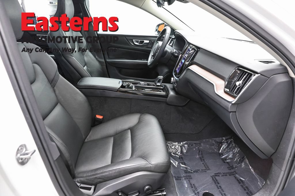 Used 2023 Volvo S60 T8 Plus AWD/4WD image 25