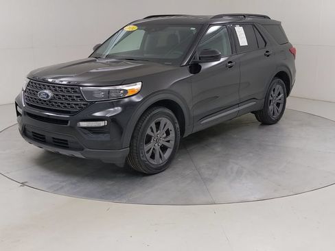 Certified 2024 Ford Explorer XLT w/ Equipment Group 202A AWD/4WD image 21