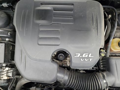 Used 2017 Dodge Charger SXT image 30