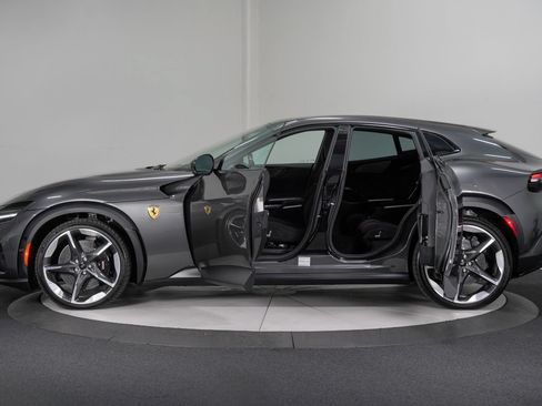Used 2026 Ferrari Purosangue AWD/4WD image 8