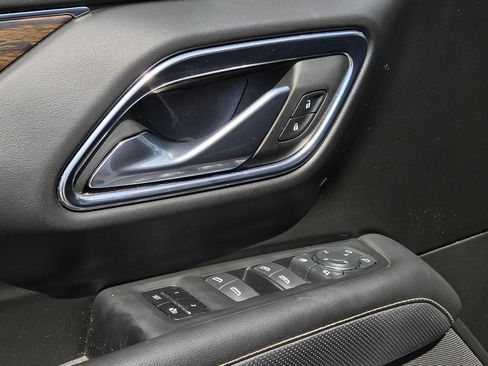 Used 2023 Chevrolet Tahoe Premier w/ Texas Edition RWD image 31