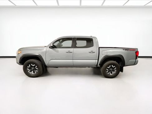 Used 2018 Toyota Tacoma TRD Off-Road image 22