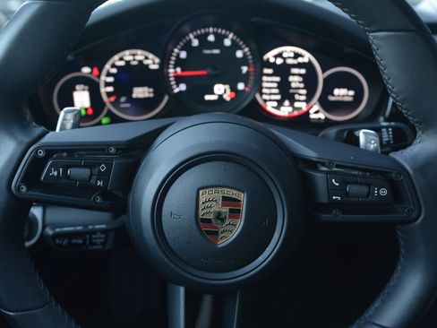 Certified 2023 Porsche Panamera image 17