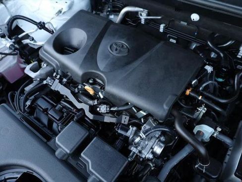 Certified 2024 Toyota RAV4 LE image 24