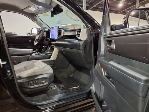 Used 2022 Toyota Tundra SR5 w/ TRD Off-Road Premium Package image 18