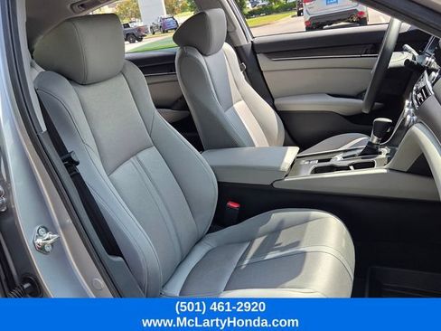 Used 2018 Honda Accord EX image 20