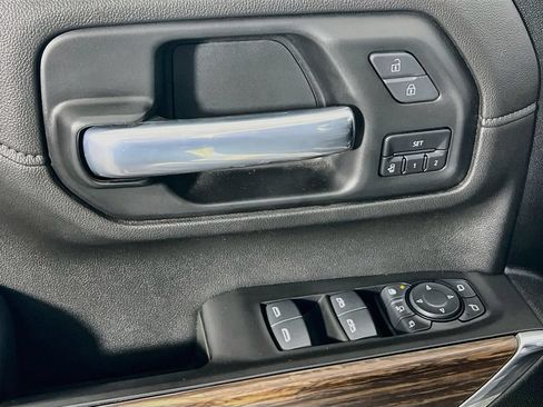 Used 2021 Chevrolet Silverado 3500 High Country AWD/4WD image 15