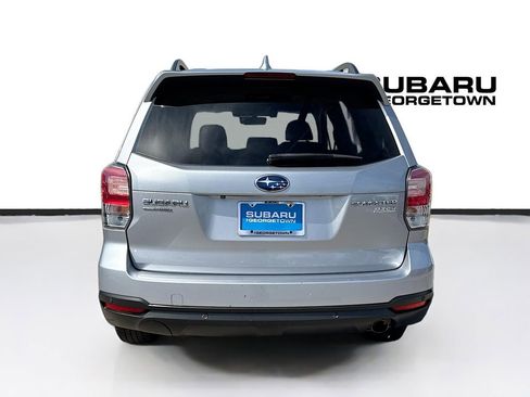 Used 2017 Subaru Forester 2.5i Touring image 7
