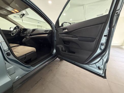 Used 2015 Honda CR-V LX image 16