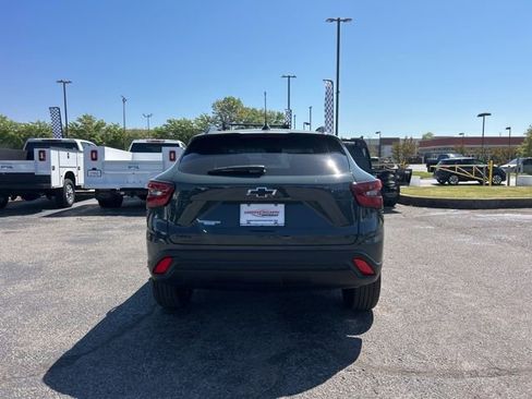 New 2026 Chevrolet Trax LT image 4