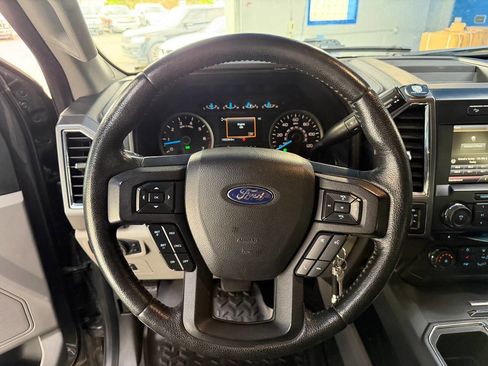 Used 2015 Ford F150 XLT w/ Equipment Group 302A Luxury AWD/4WD image 27