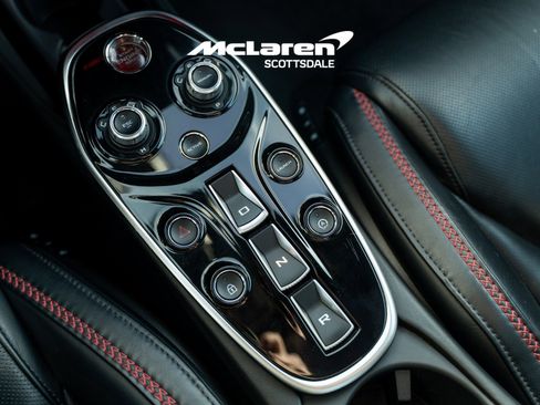 Used 2023 McLaren GT image 28