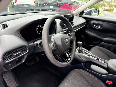 Certified 2024 Honda HR-V LX image 14
