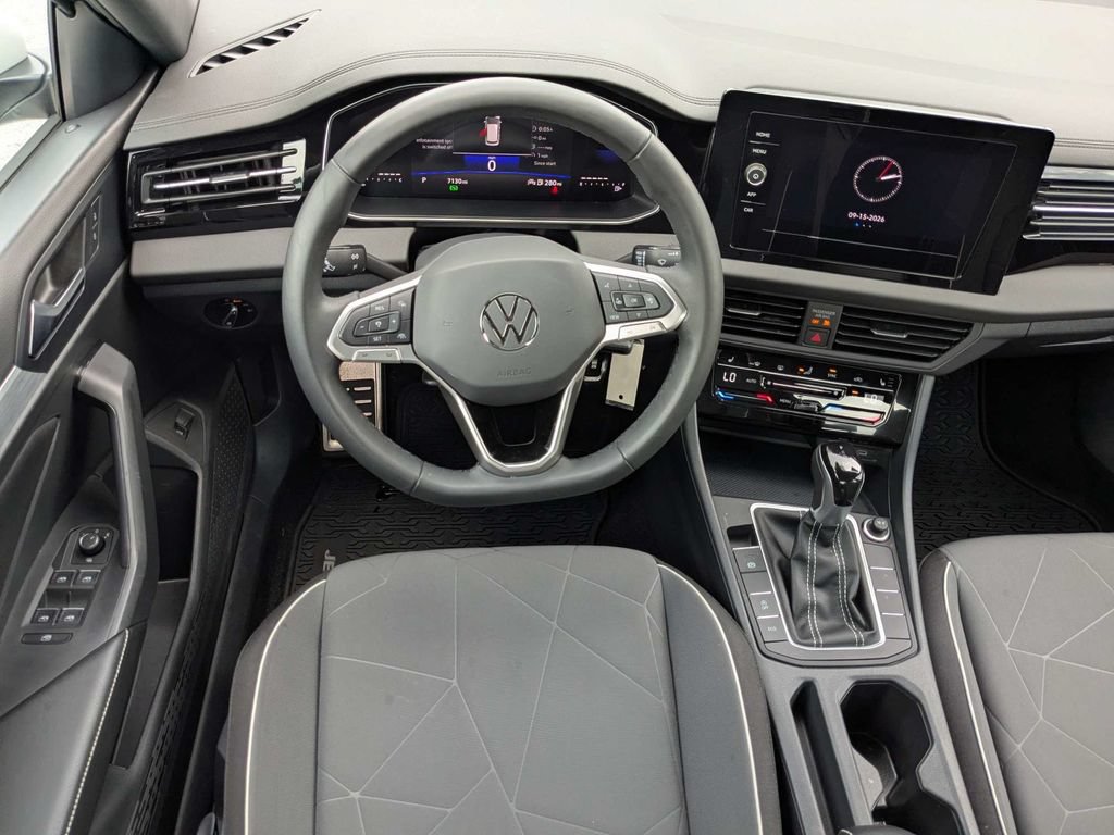 Used 2026 Volkswagen Jetta Sport FWD image 20