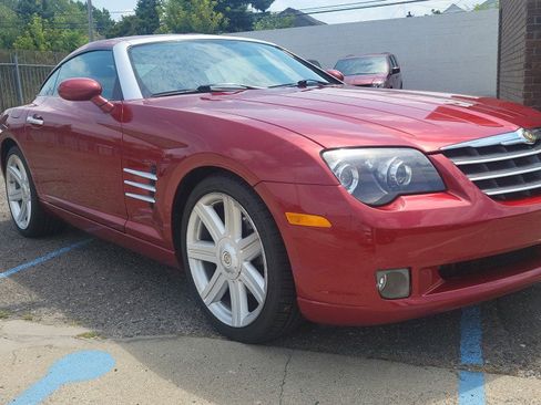 Used 2004 Chrysler Crossfire Coupe RWD image 2