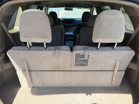 Used 2011 Toyota Highlander 4WD w/ Tech Pkg image 23
