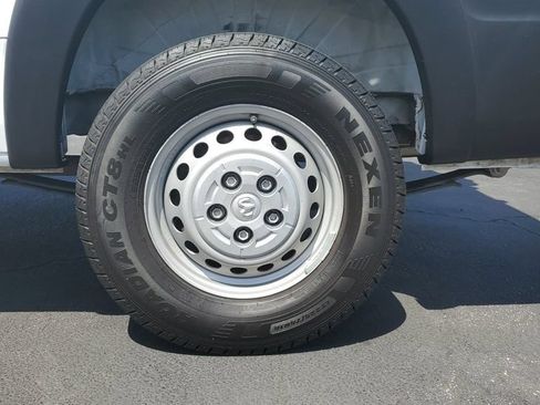Used 2025 RAM ProMaster 2500 w/ Convenience Group FWD image 6